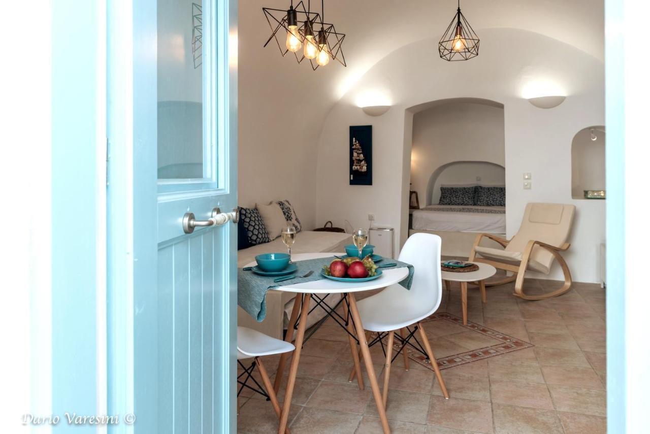 Santorinian Lava House Villa Pýrgos Dış mekan fotoğraf