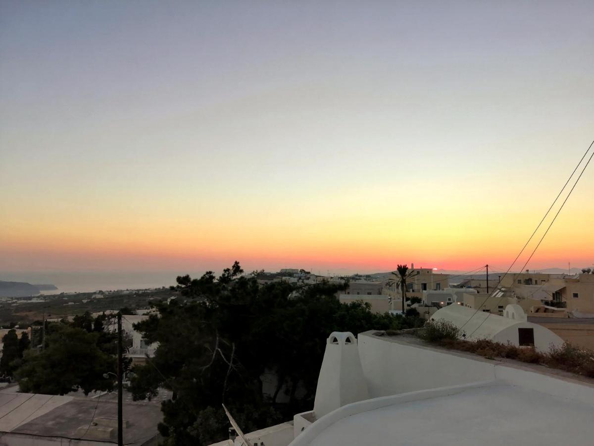Santorinian Lava House Villa Pýrgos Dış mekan fotoğraf